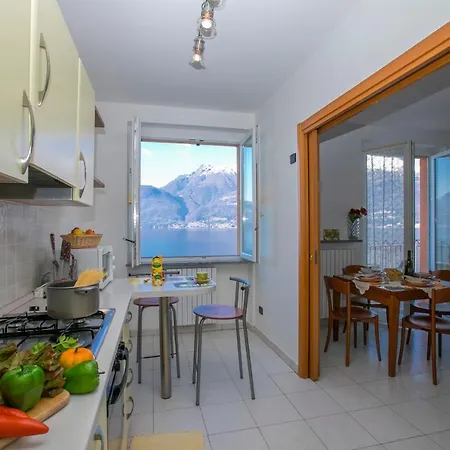 Sleeps 4 *